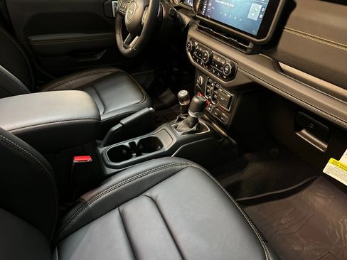 New 2024 Jeep Wrangler Unlimited Rubicon 392 image 15