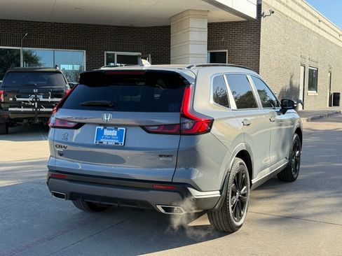 Used 2025 Honda CR-V Sport Touring image 6
