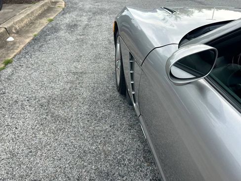 Used 2008 Saturn Sky Red Line RWD image 21