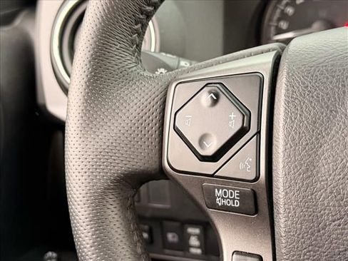 Used 2023 Toyota Tacoma TRD Sport w/ Technology Package image 15