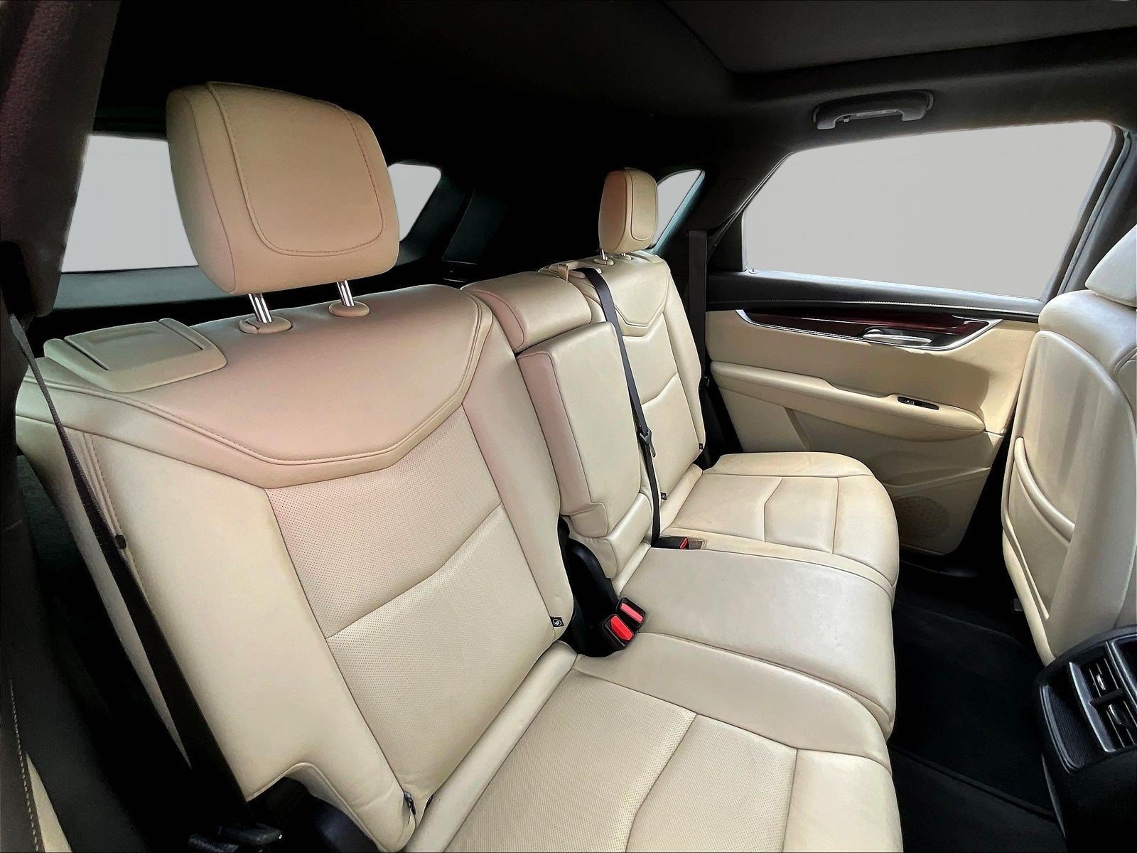 Used 2018 Cadillac XT5 Luxury FWD image 25