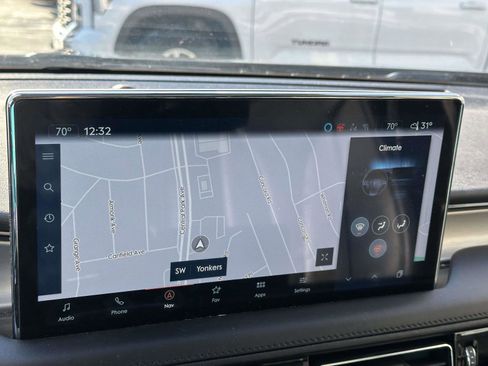 Used 2023 Lincoln Nautilus Reserve w/ Equipment Group 201A image 25