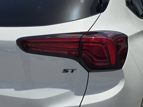 Certified 2024 Buick Encore GX Sport Touring w/ Advanced Technology Package FWD image 8