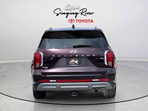 Used 2025 Hyundai Palisade Limited AWD/4WD image 5