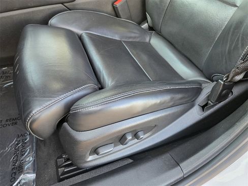 Used 2014 Cadillac XTS Luxury image 11