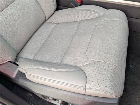 Used 2024 Toyota Tundra Limited image 22