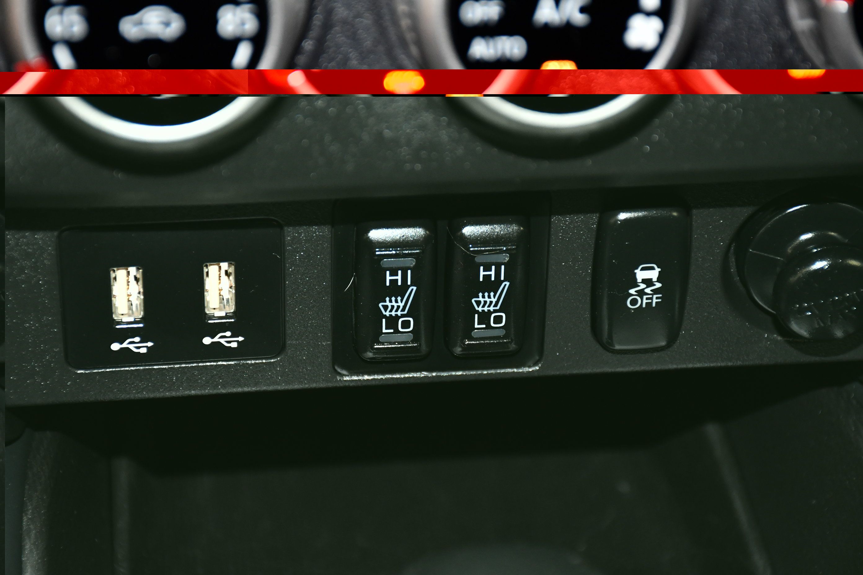 Used 2024 Mitsubishi Outlander Sport SE AWD/4WD image 29