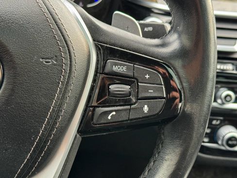 Used 2018 BMW 530i xDrive image 30