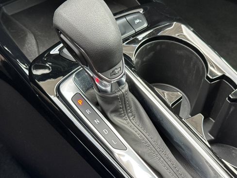 Used 2024 Chevrolet Trax ACTIV w/ Sunroof Package image 21