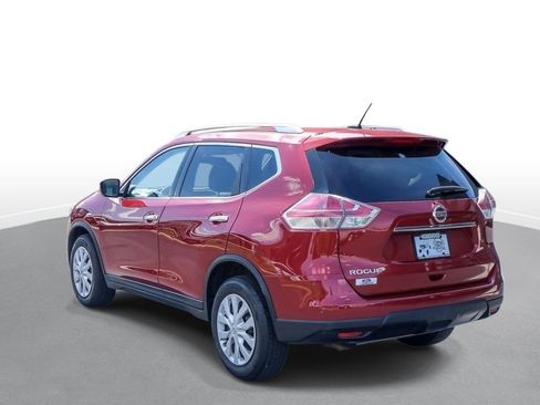 Used 2016 Nissan Rogue S w/ Appearance Package FWD image 5