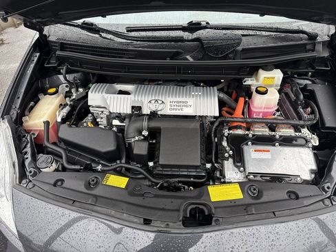 Used 2012 Toyota Prius Four w/ Deluxe Solar Roof Pkg image 35