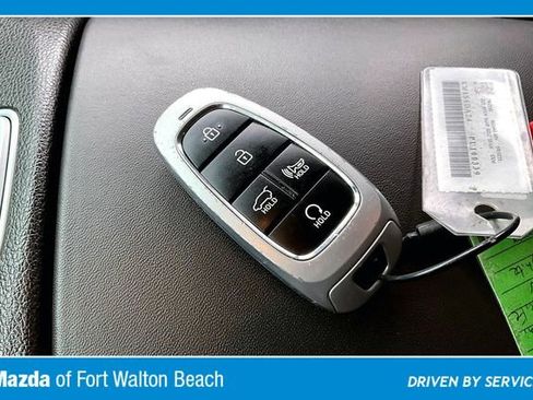 Used 2023 Hyundai Santa Fe SEL Convenience image 32