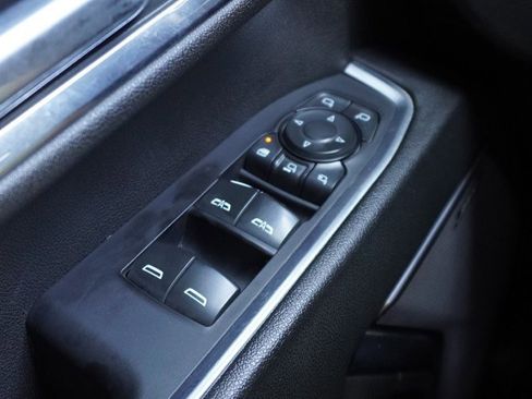 Used 2024 Chevrolet Silverado 2500 High Country w/ Technology Package image 23