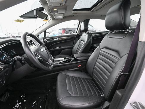 Used 2014 Ford Fusion Energi SE w/ Driver Assist Package image 18