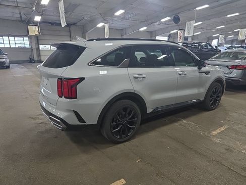 Used 2022 Kia Sorento SX FWD image 3