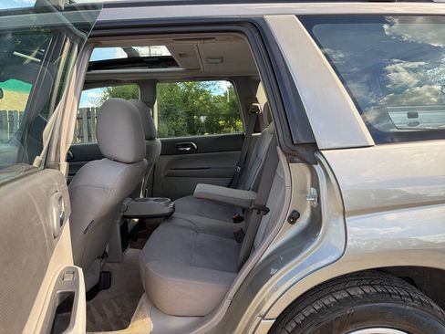 Used 2006 Subaru Forester 2.5X w/ Popular Equipment Group 1B AWD/4WD image 24