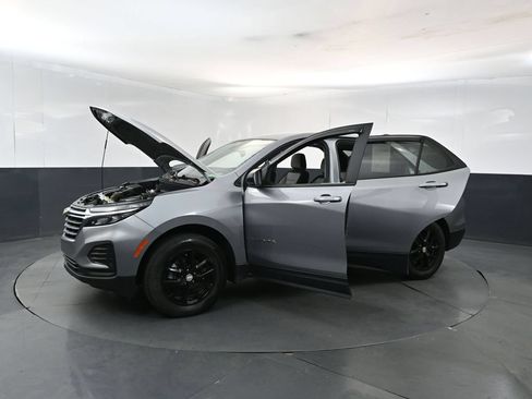 Used 2023 Chevrolet Equinox LS w/ LS Convenience Package AWD/4WD image 27