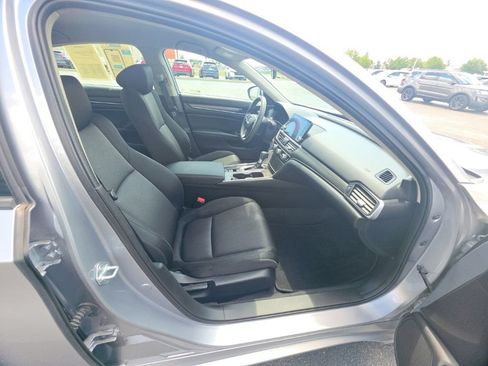 Used 2021 Honda Accord LX image 29