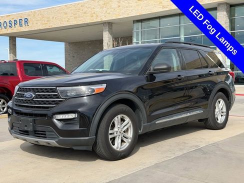 Used 2022 Ford Explorer XLT w/ Equipment Group 202A image 10