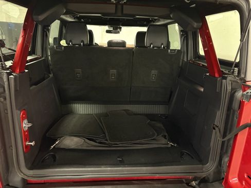 Used 2023 Ford Bronco Wildtrak image 10