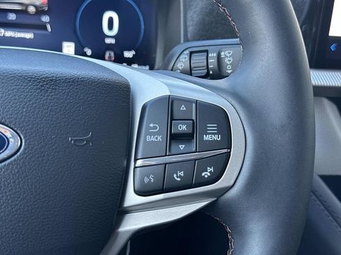 New 2026 Ford Explorer Active w/ Active Comfort Package image 20