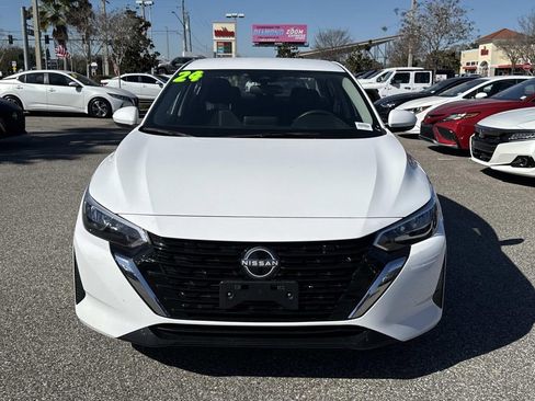 Used 2024 Nissan Sentra SV image 9