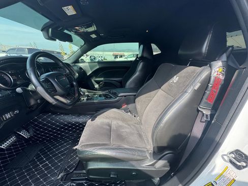Used 2020 Dodge Challenger R/T Scat Pack image 8