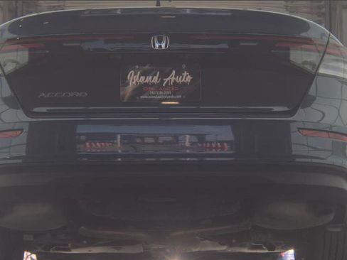 Used 2025 Honda Accord SE image 6