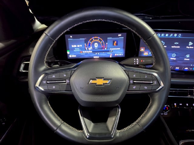 Used 2026 Chevrolet Traverse LT FWD image 34
