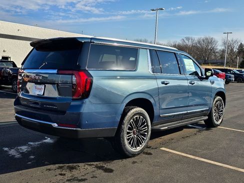 New 2026 GMC Yukon XL Elevation w/ Elevation Premium Package image 8