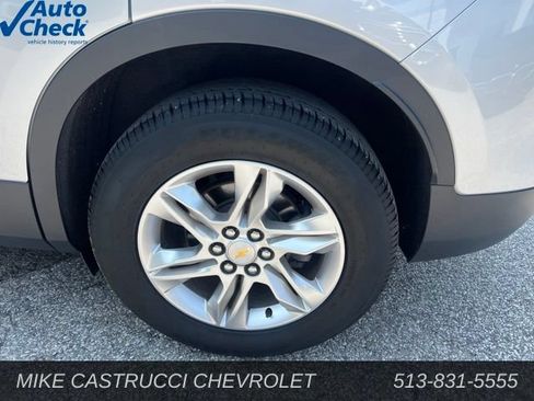 Used 2022 Chevrolet Blazer LT FWD image 5