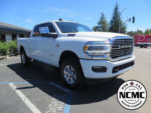 Used 2024 RAM 2500 Laramie w/ Safety Group AWD/4WD image 7