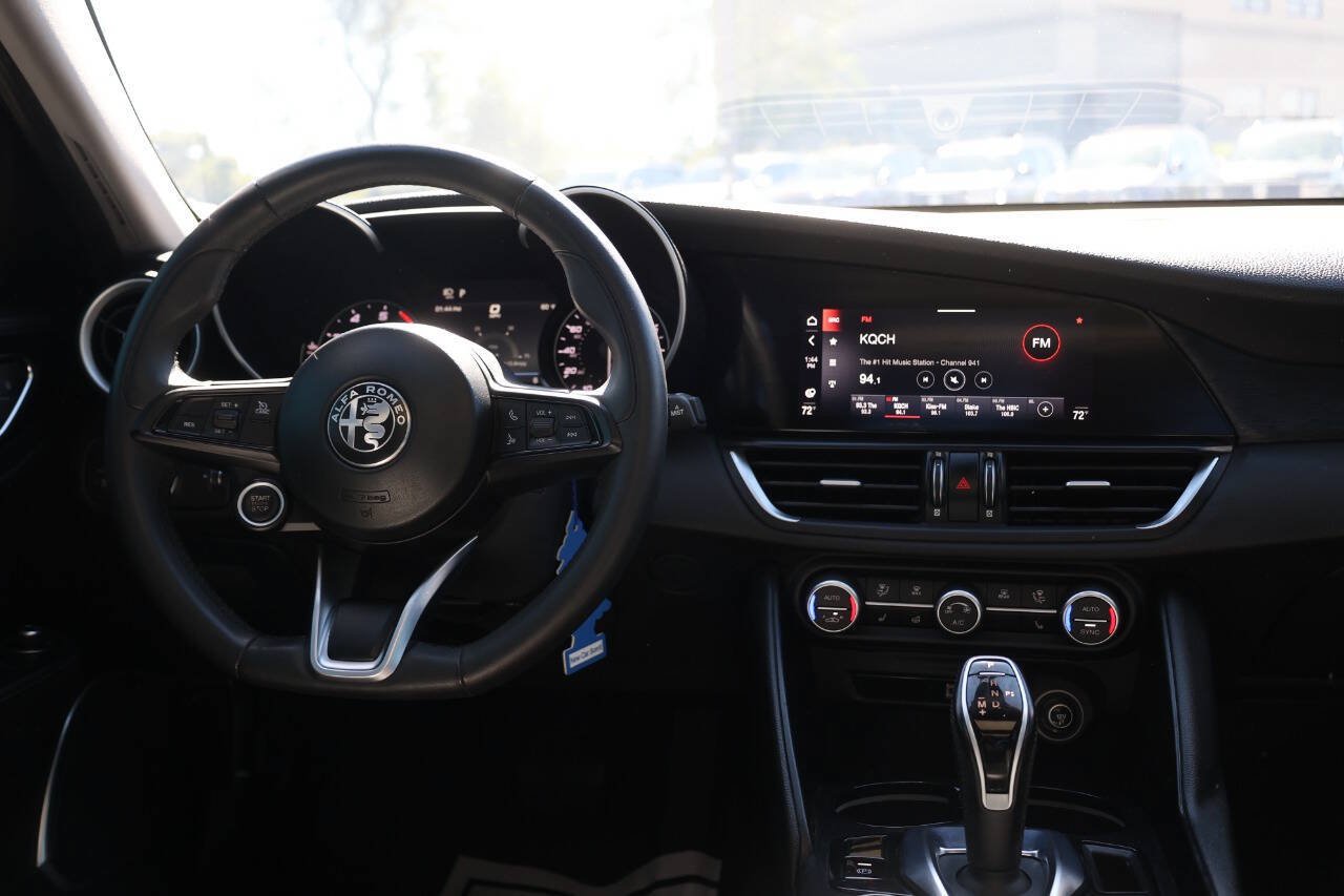Used 2020 Alfa Romeo Giulia AWD w/ Cold Weather Package image 23