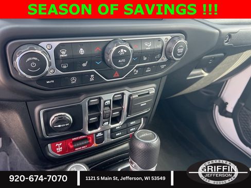 Used 2021 Jeep Gladiator Mojave w/ LED Lighting Group image 23