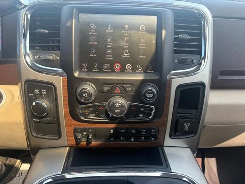 Used 2016 RAM 2500 Laramie w/ Convenience Group AWD/4WD image 15