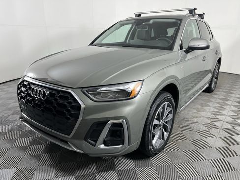 Used 2023 Audi Q5 2.0T Premium Plus w/ Premium Plus Package image 4