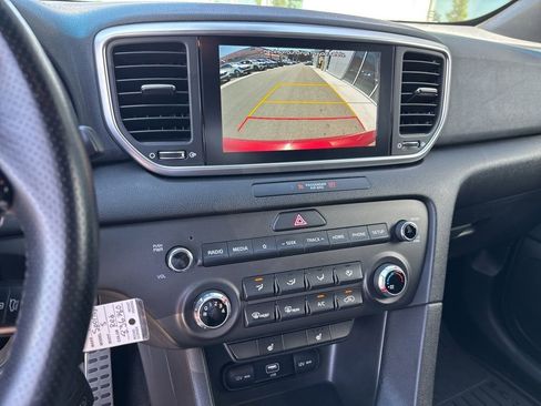 Certified 2020 Kia Sportage S AWD/4WD image 9