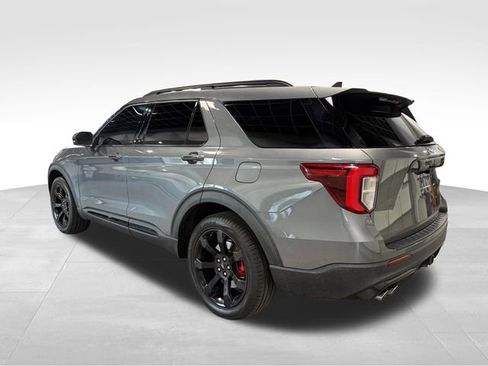 Used 2022 Ford Explorer ST w/ Equipment Group 401A image 5