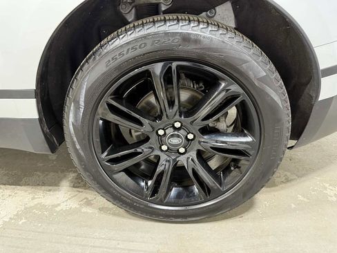 Used 2022 Land Rover Range Rover Velar S image 7