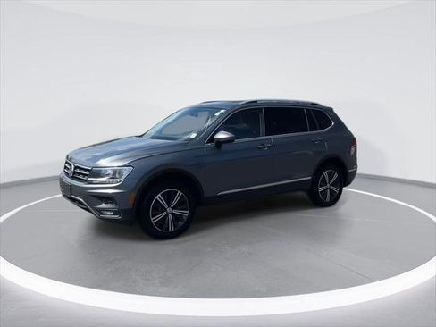 Used 2019 Volkswagen Tiguan SEL AWD/4WD image 29