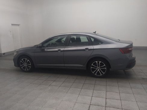 Used 2025 Volkswagen Jetta Sport FWD image 3