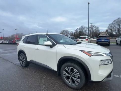 Certified 2023 Nissan Rogue SV AWD/4WD image 2