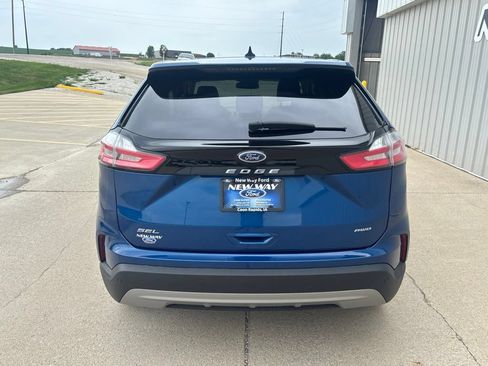 Used 2023 Ford Edge SEL w/ Convenience Package AWD/4WD image 5