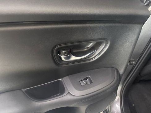 Used 2025 Honda HR-V LX image 17