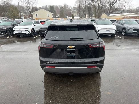 New 2026 Chevrolet Equinox LT w/ Convenience Package II AWD/4WD image 5