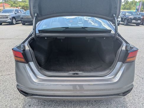 Used 2024 Nissan Altima 2.5 SV FWD image 29