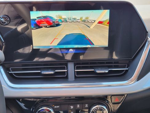 New 2026 Chevrolet Trax LT w/ Driver Confidence Package image 14