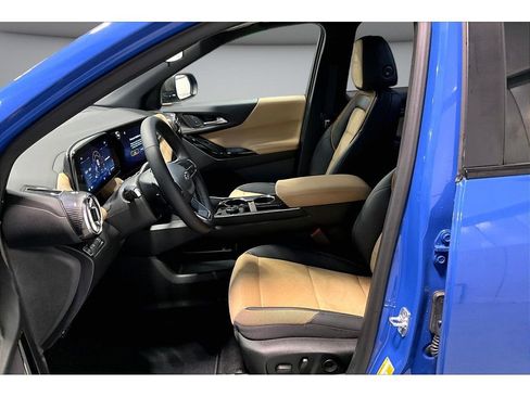 New 2026 Chevrolet Equinox ACTIV FWD image 10