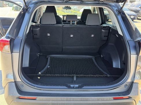 Used 2021 Toyota RAV4 XLE image 23