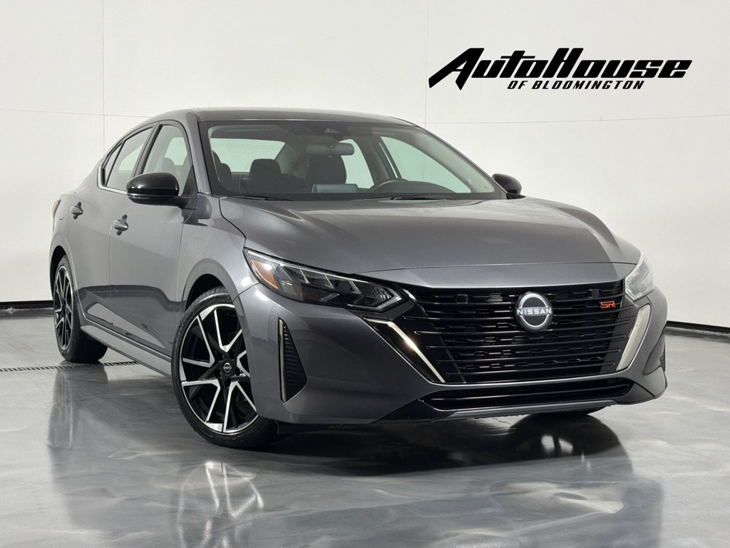 Used 2024 Nissan Sentra SR FWD image 1